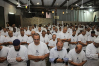 بالفيديو والصور: شعائر صلاتي العشاء والتراويح من مسجد السكسك في مدينة يافا 